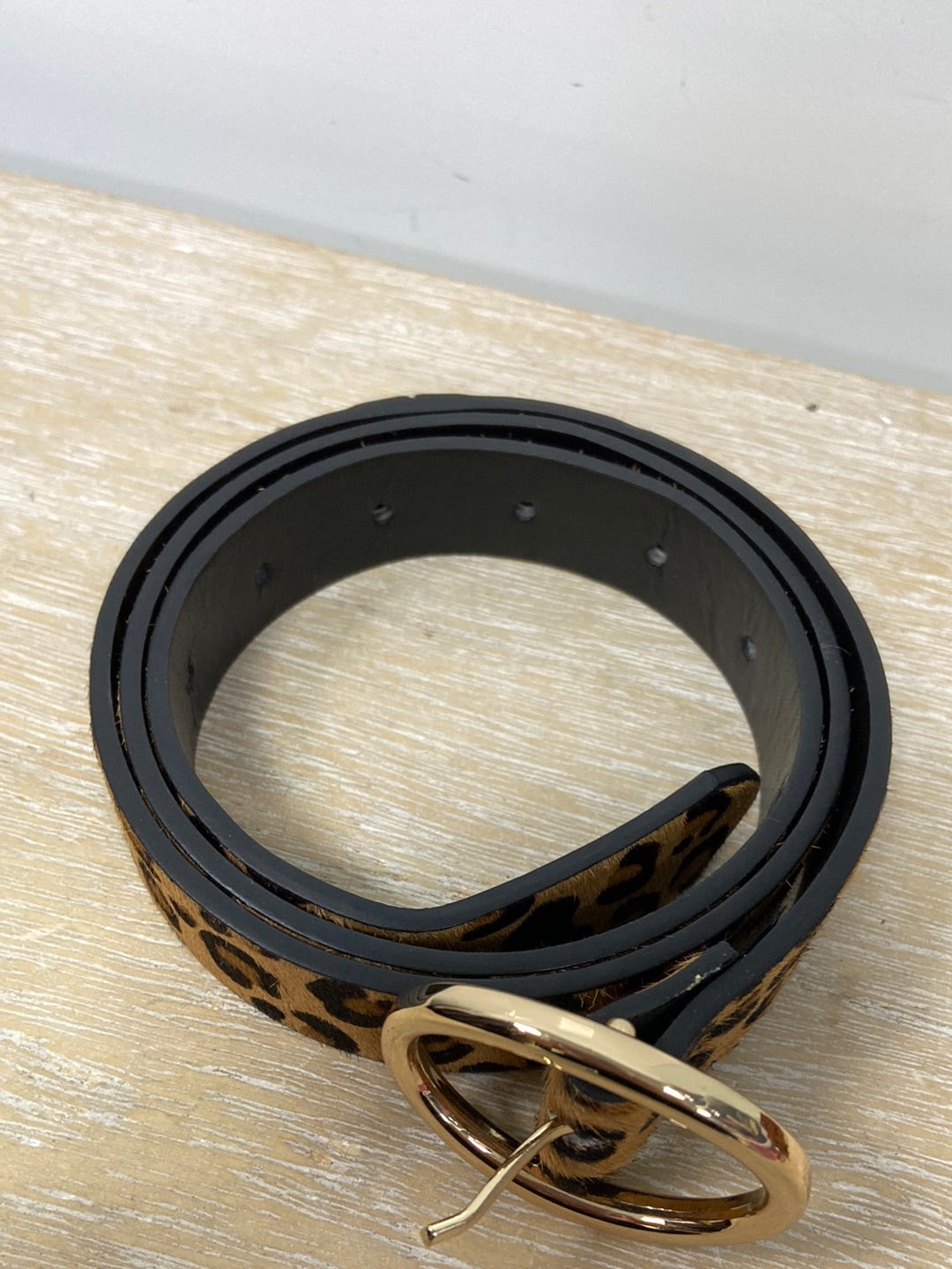 ZARA. Cinturón animal print de pelito T.85