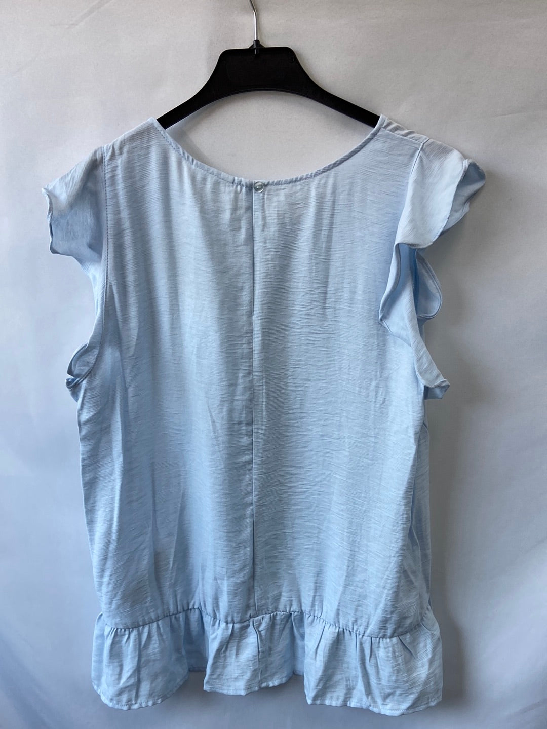 VILA.Blue blouse with ruffles S.38