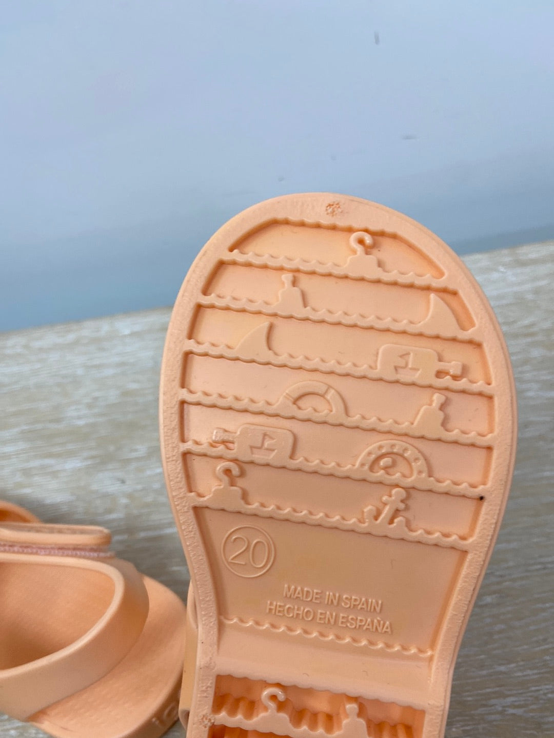 IGOR.Pastel orange crabs S.20