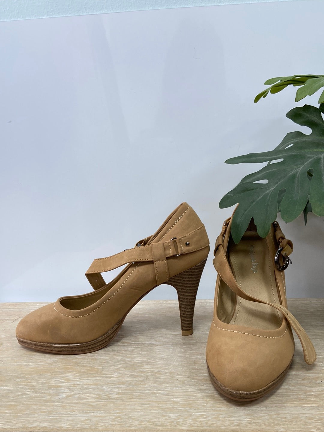 MARIPOSA ROJA.Zapatos bailarinas tacón T.37