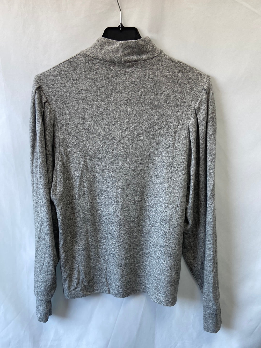 STRADIVARIUS.Lightweight grey jersey with T-shirt sleeves