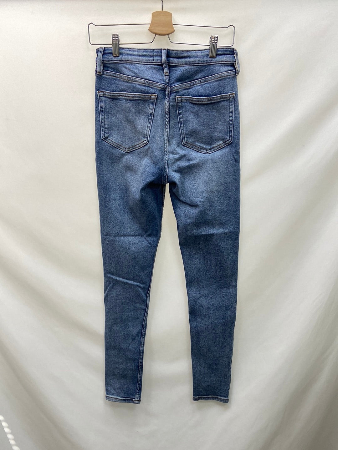 MANGO.Pantalones pitillo clásicos T.36