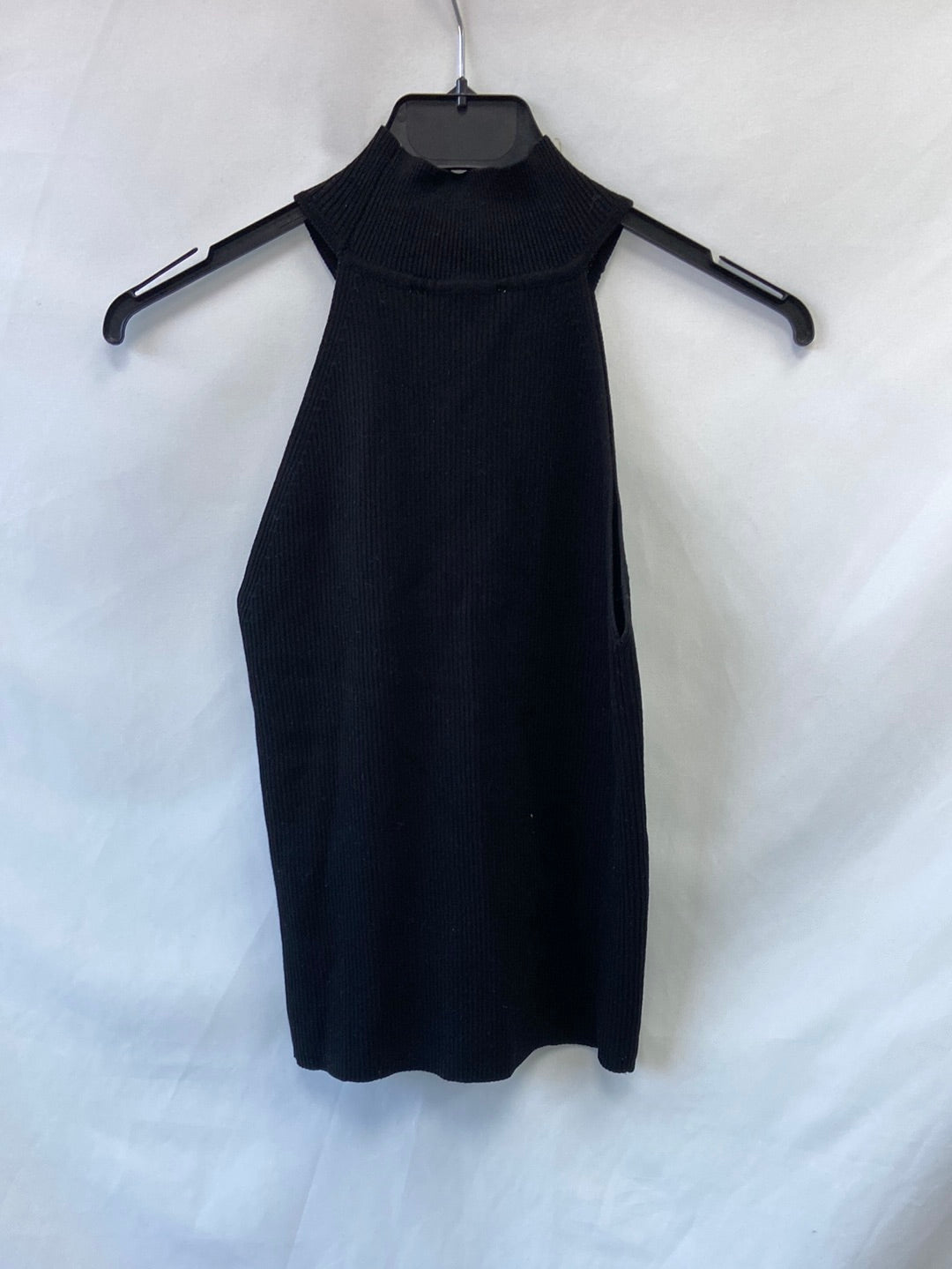 ZARA. TS halter knit top