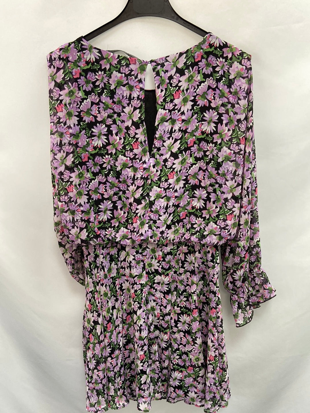 ZARA. Vestido flores morado T.l