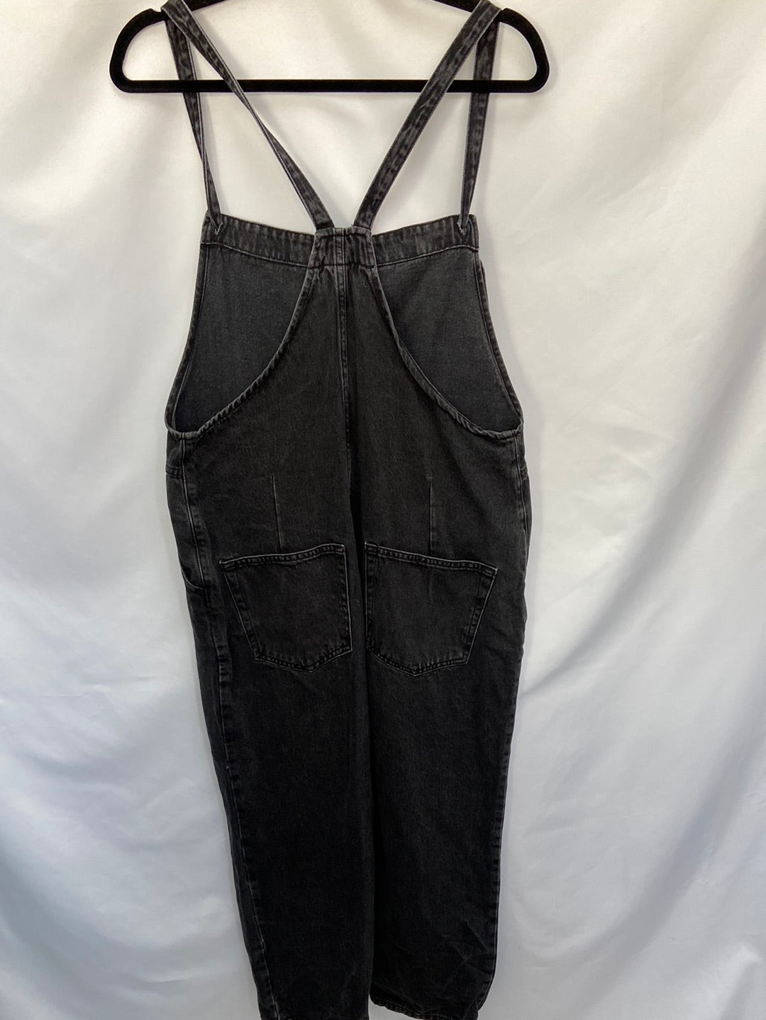 MANGO.Peto denim negro largo T.L