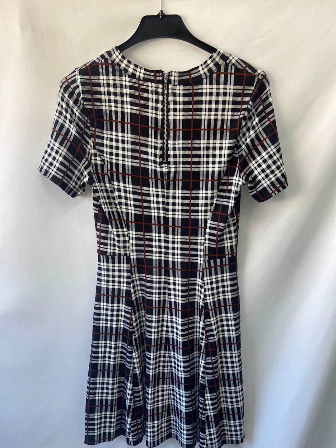 NEW LOOK. Vestido corto cuadros T.34