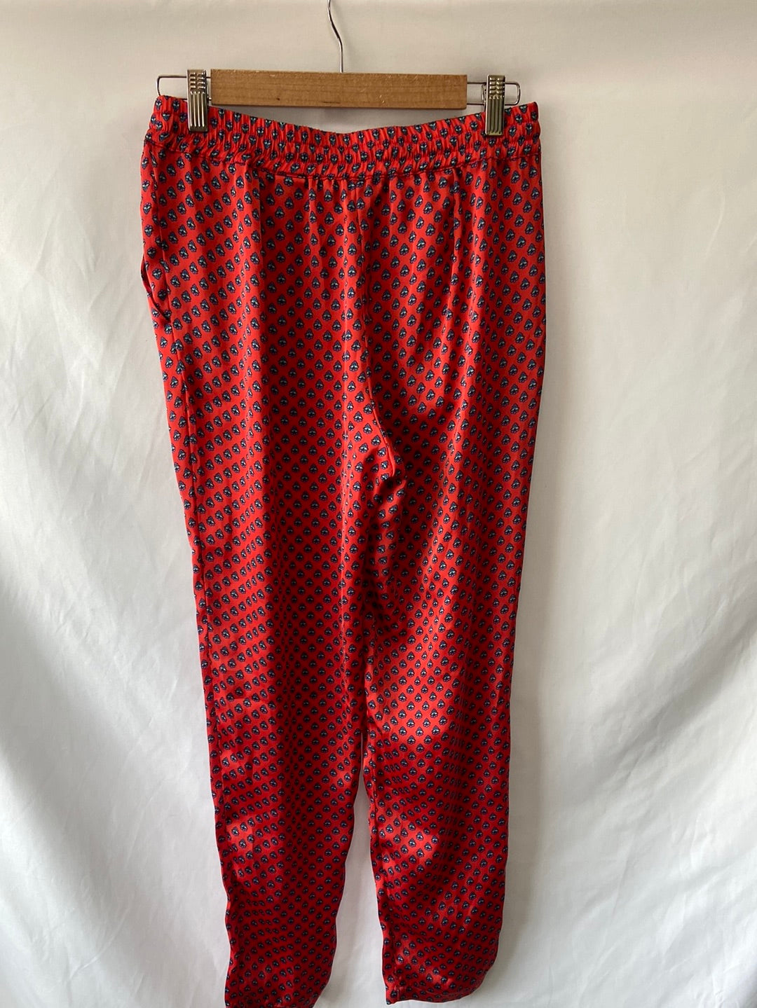 ZARA.Pantalones fluidos rojos T.m