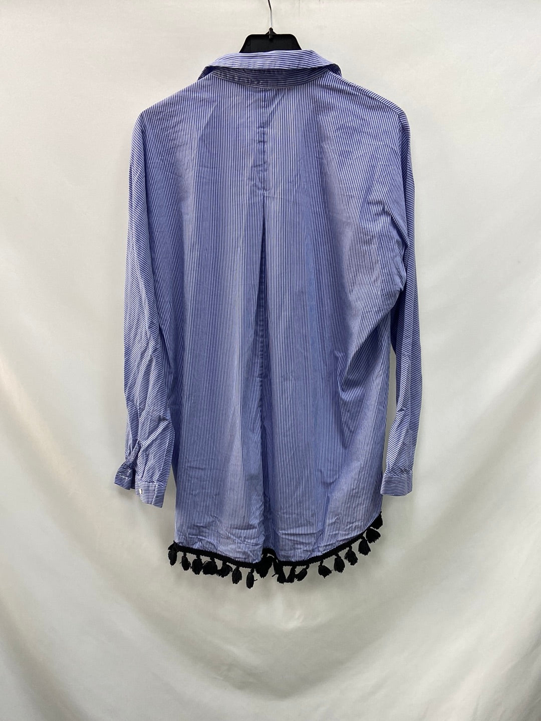 ZARA.Blusa azul flecos T.M