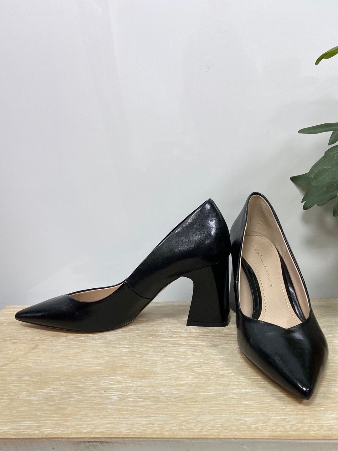 ZARA. Black dress shoes size 37