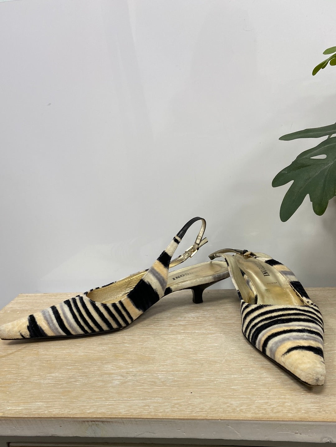 MISSONI.Tacón bajo terciopelo T.38,5