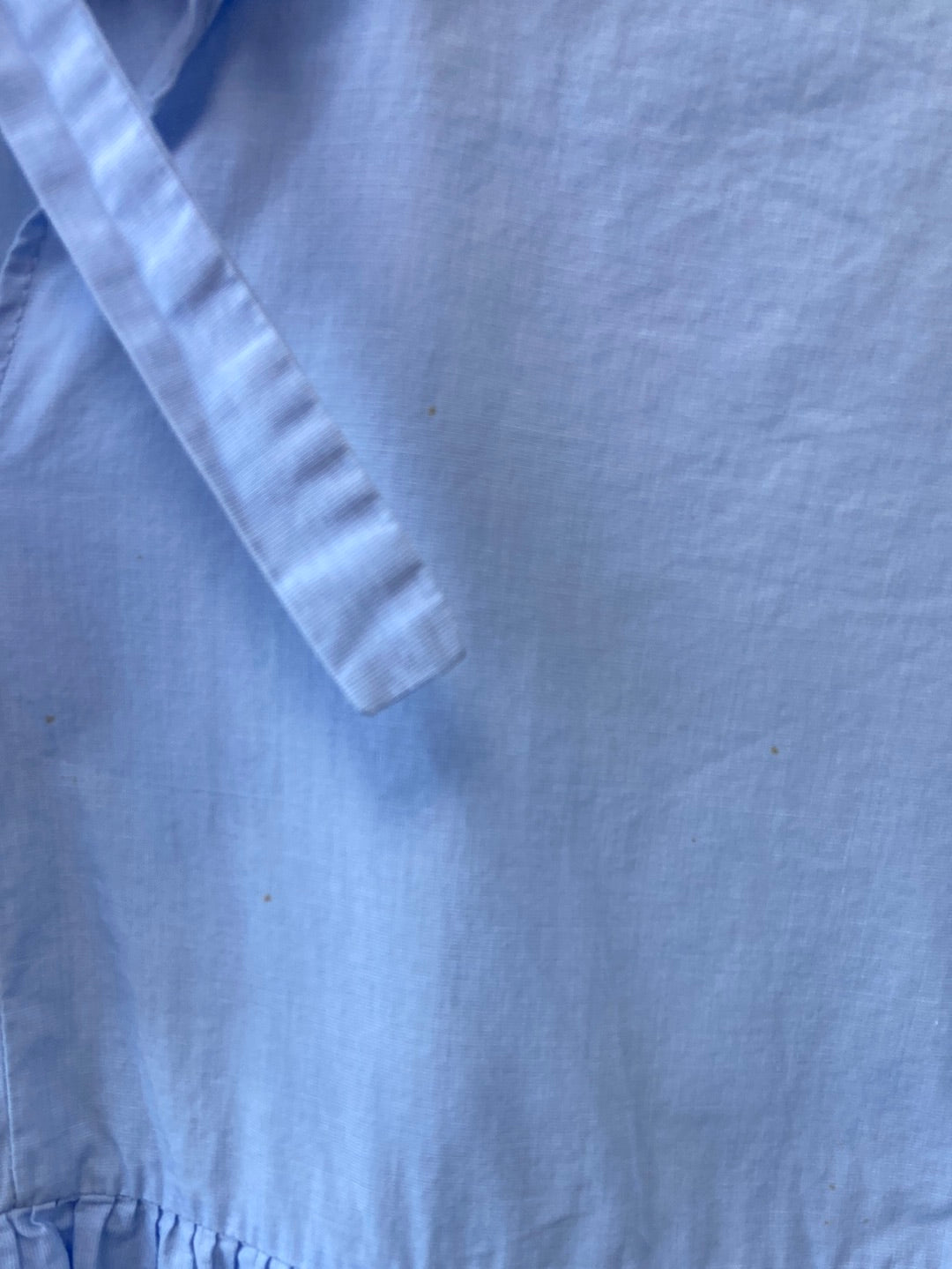 ZARA.Blusa azul volante T.M (Tara)