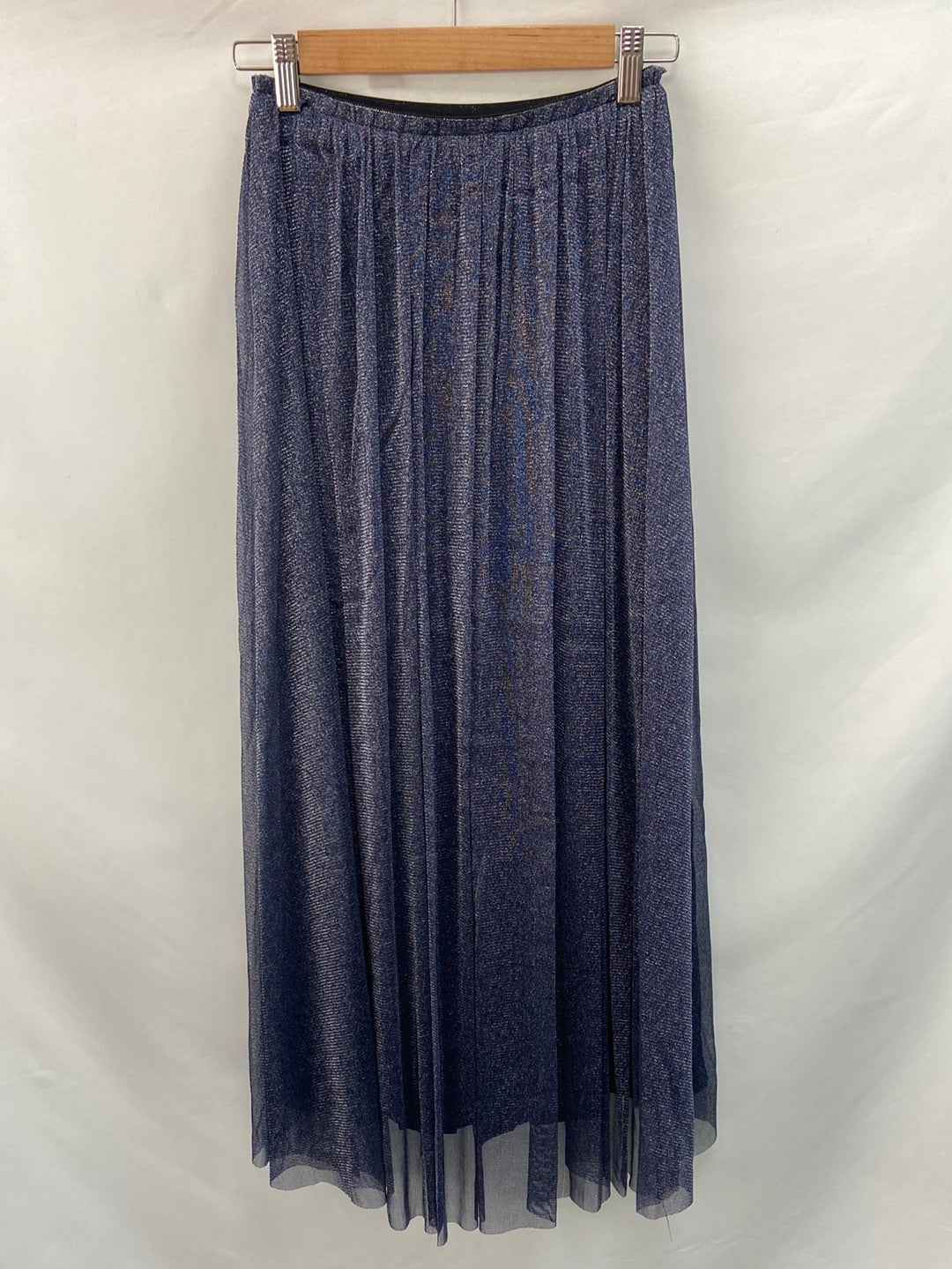 BY CLÉA. Falda midi azul tull (36/38 y 40/42)