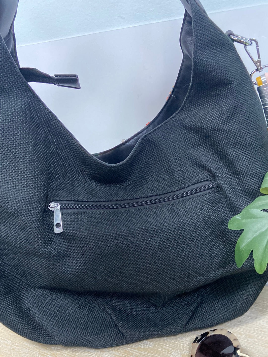 OTHERS. Large bag with short handle