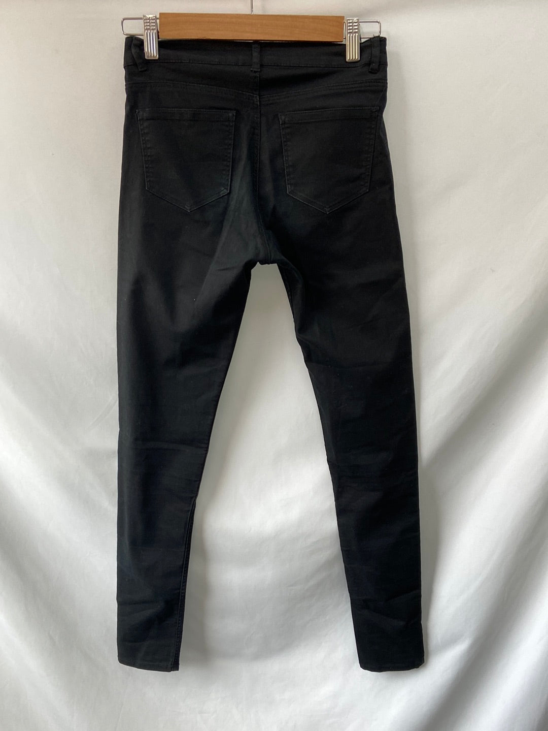 H&M. Pantalones 34