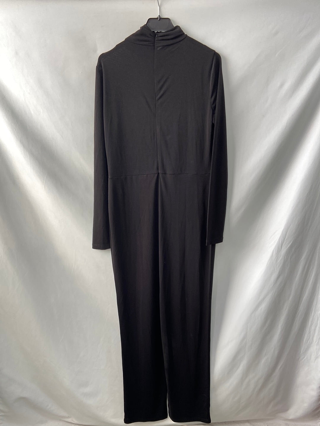 MANGO. mono negro fluido cuello perkins T.m