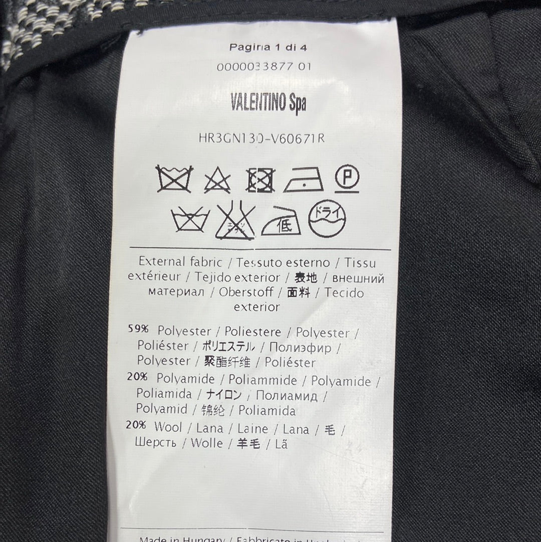 RED VALENTINO. Falda corta estrellas T.40