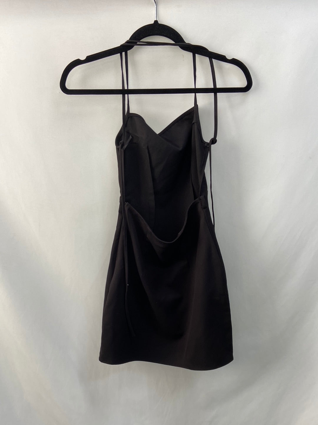 H&M. Black mini dress S.34