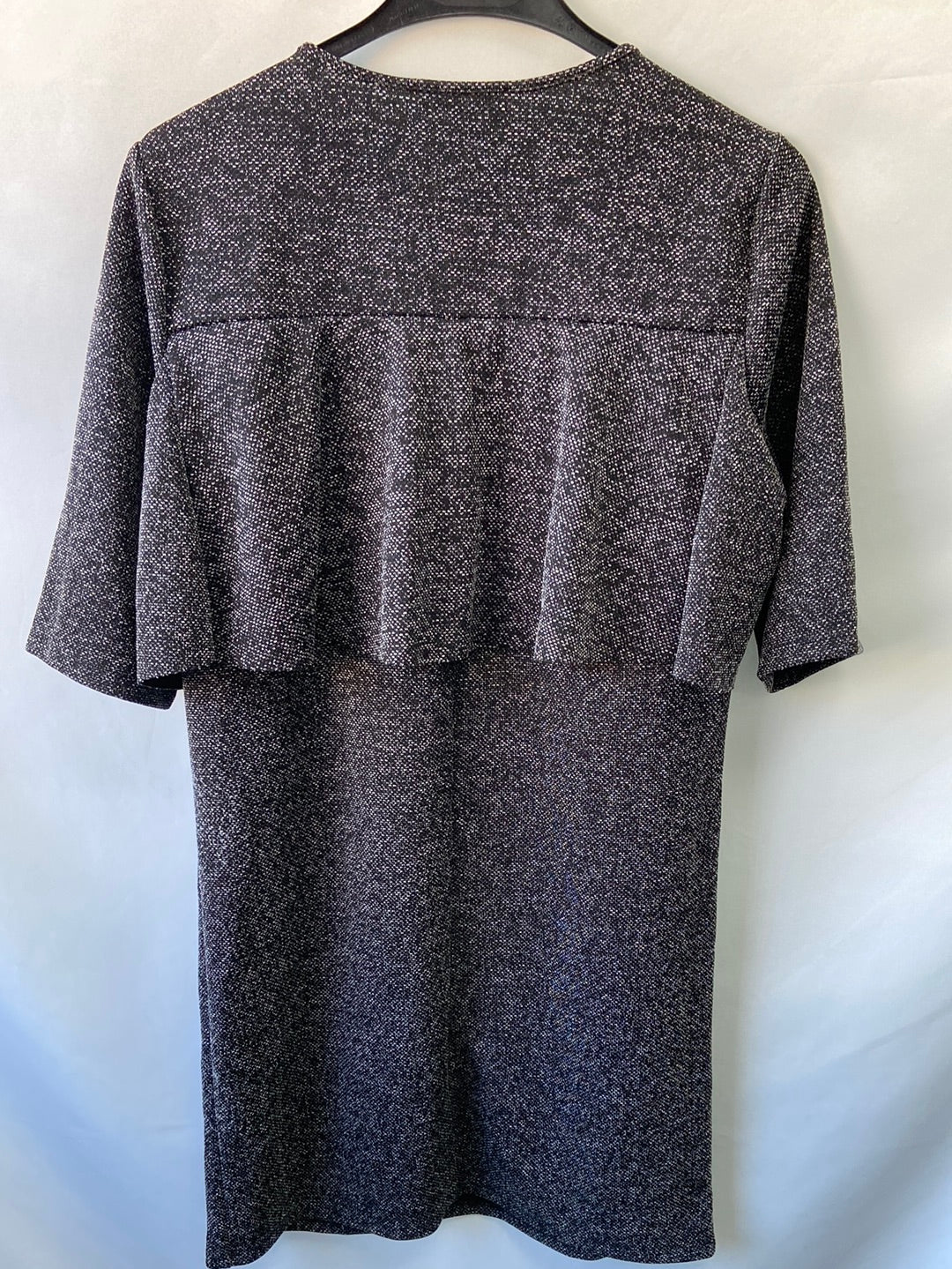 MANGO. Vestido volante T.m