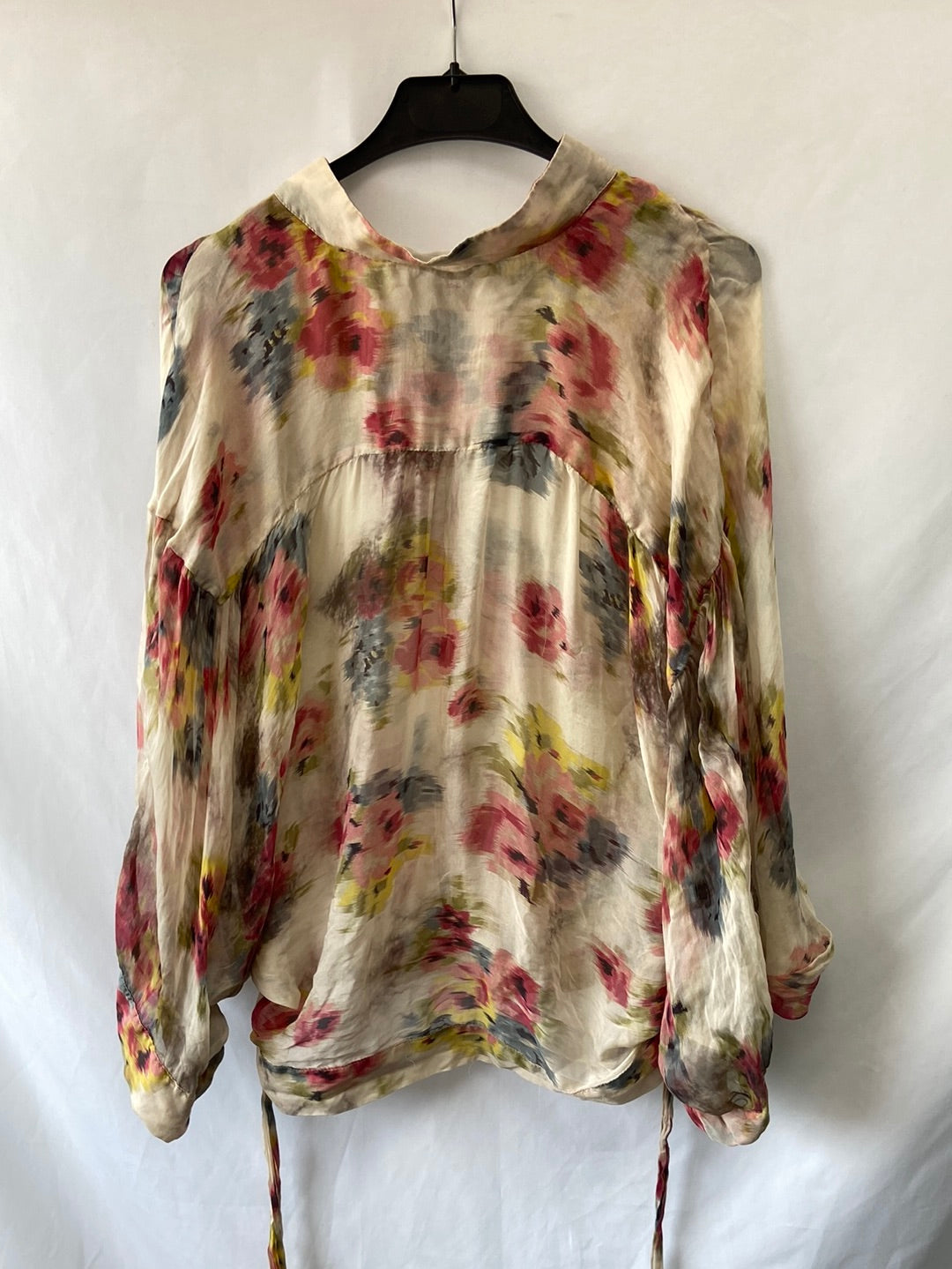 ZARA. Blusa fluida seda T. m