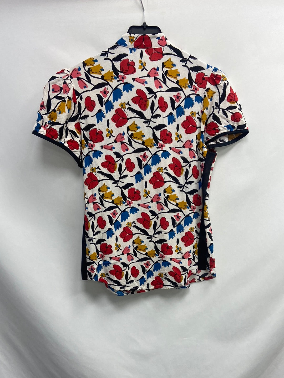 BACK COUTURE. White floral top T.xs