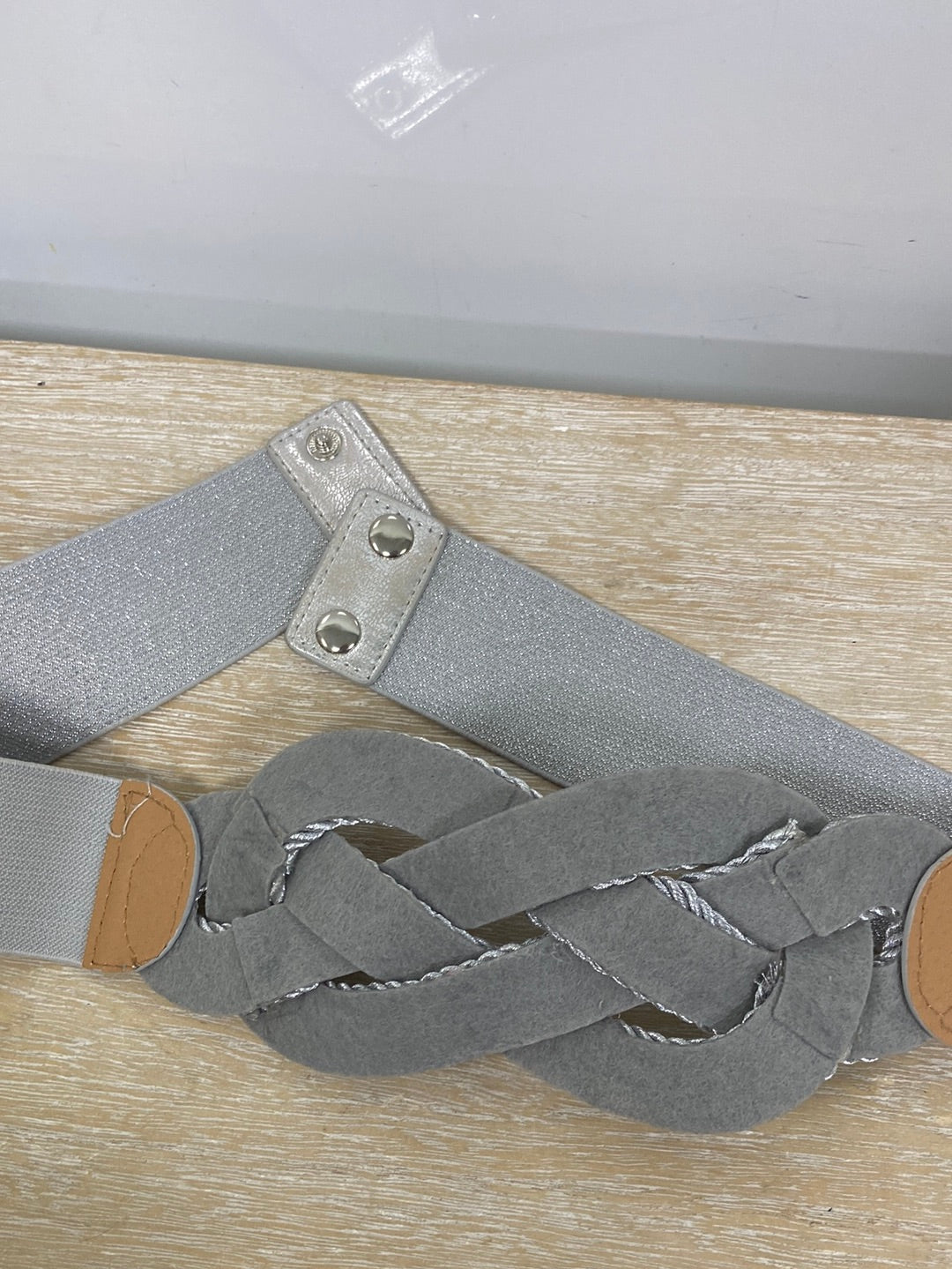 OTHERS.Silver elastic belt