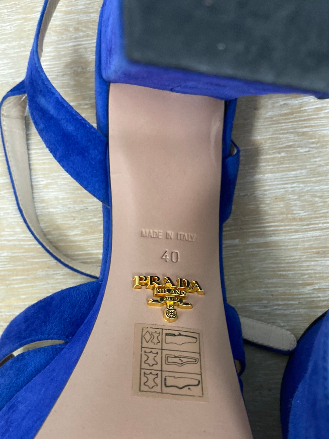 PRADA.Blue platform heel shoes size 40