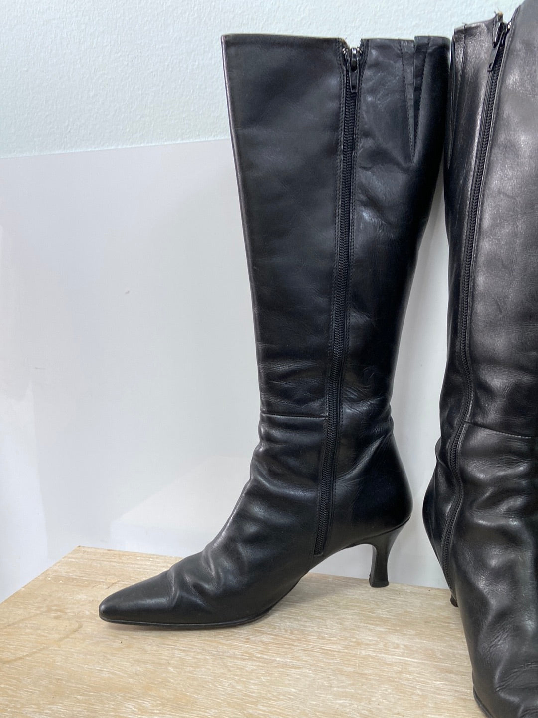 MarketMODA BELLA. Black boots, size 38
