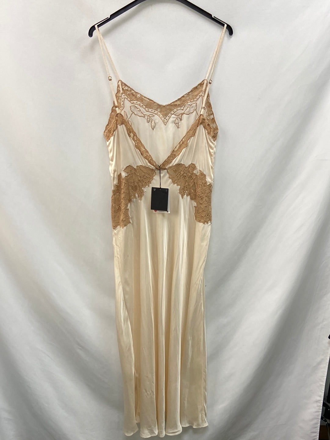 ZARA.Vestido midi lencero encaje T.S