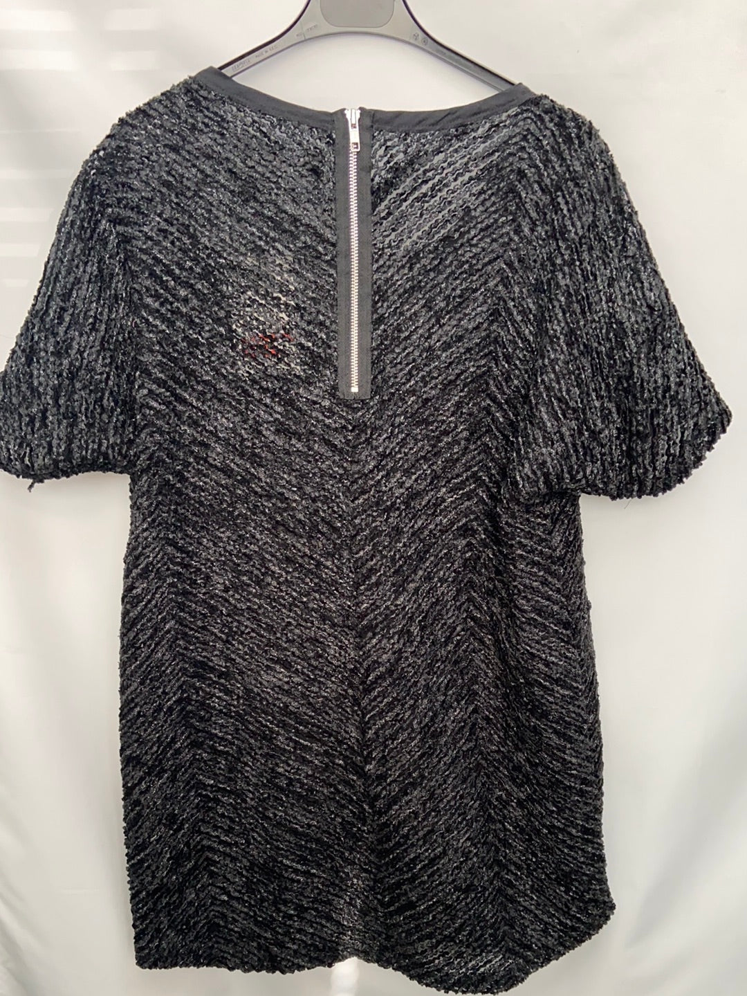 ZARA. Vestido negro textura T.m