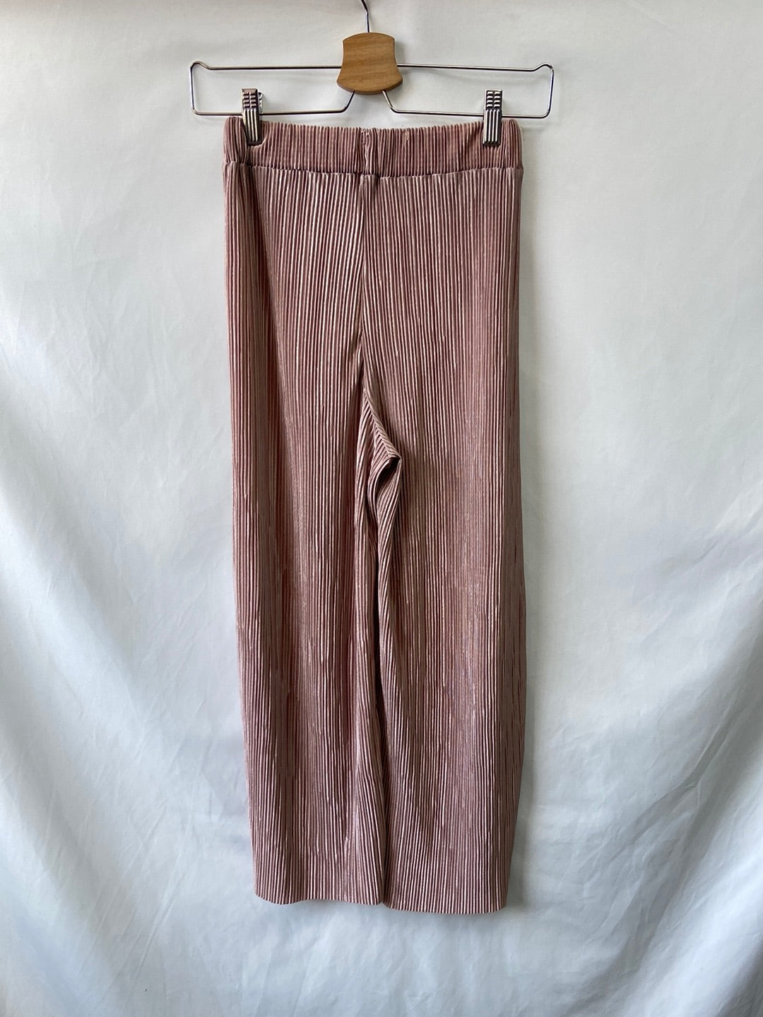 ZARA.Culottes rositas plisados T.XS