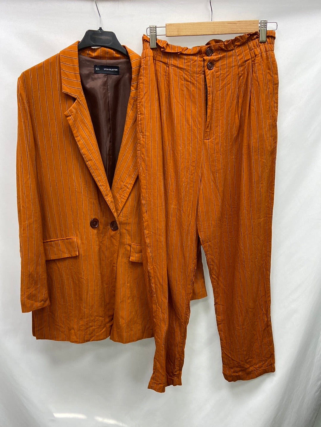 SFERA. Blazer naranja rayas T.s