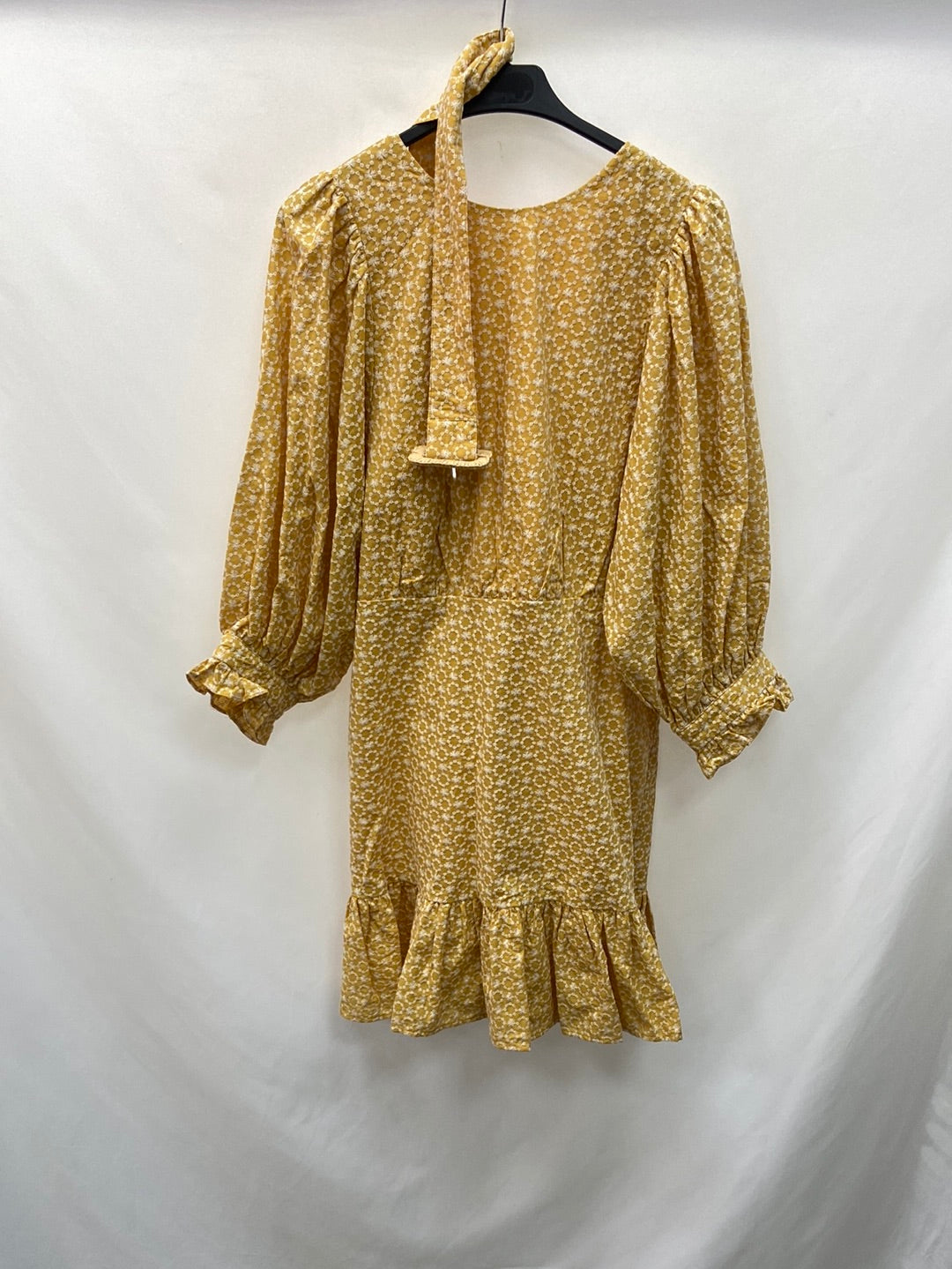 ASOS. Mustard embroidered dress S.40  Hibuy market