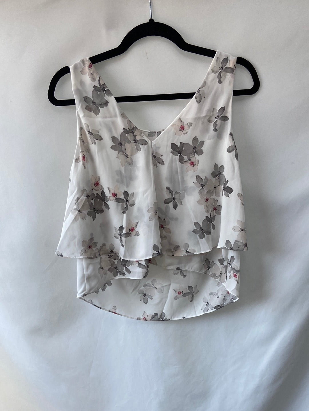 ZARA.Blusa blanca flores T.m