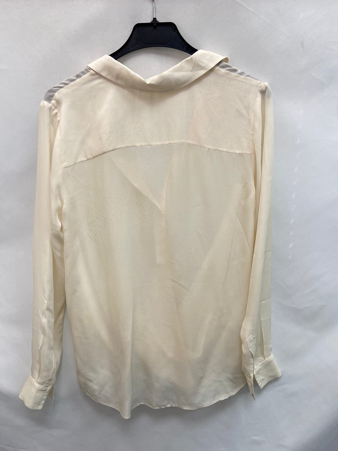 OTRA.Blusa beige cruzada T.s/m