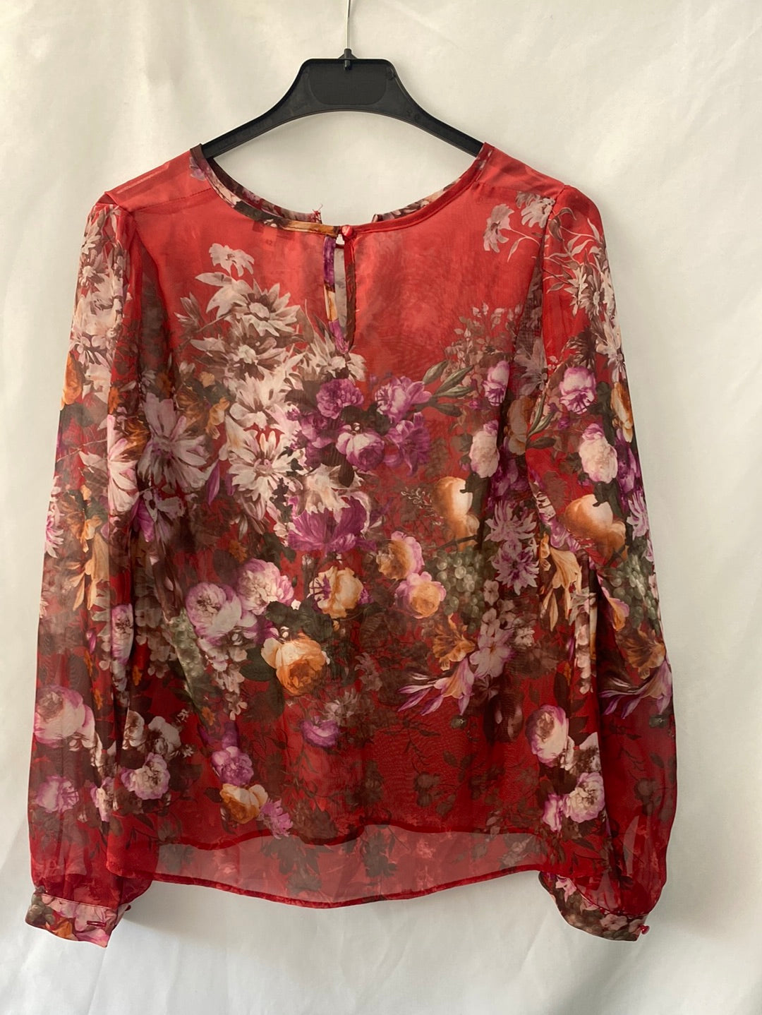 PARK AVENUE.Floral blouse S.42