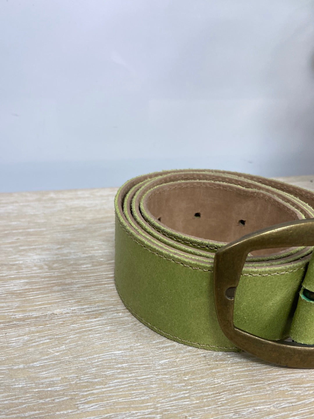 LEATHER.Cinturón verde 100% piel T.38