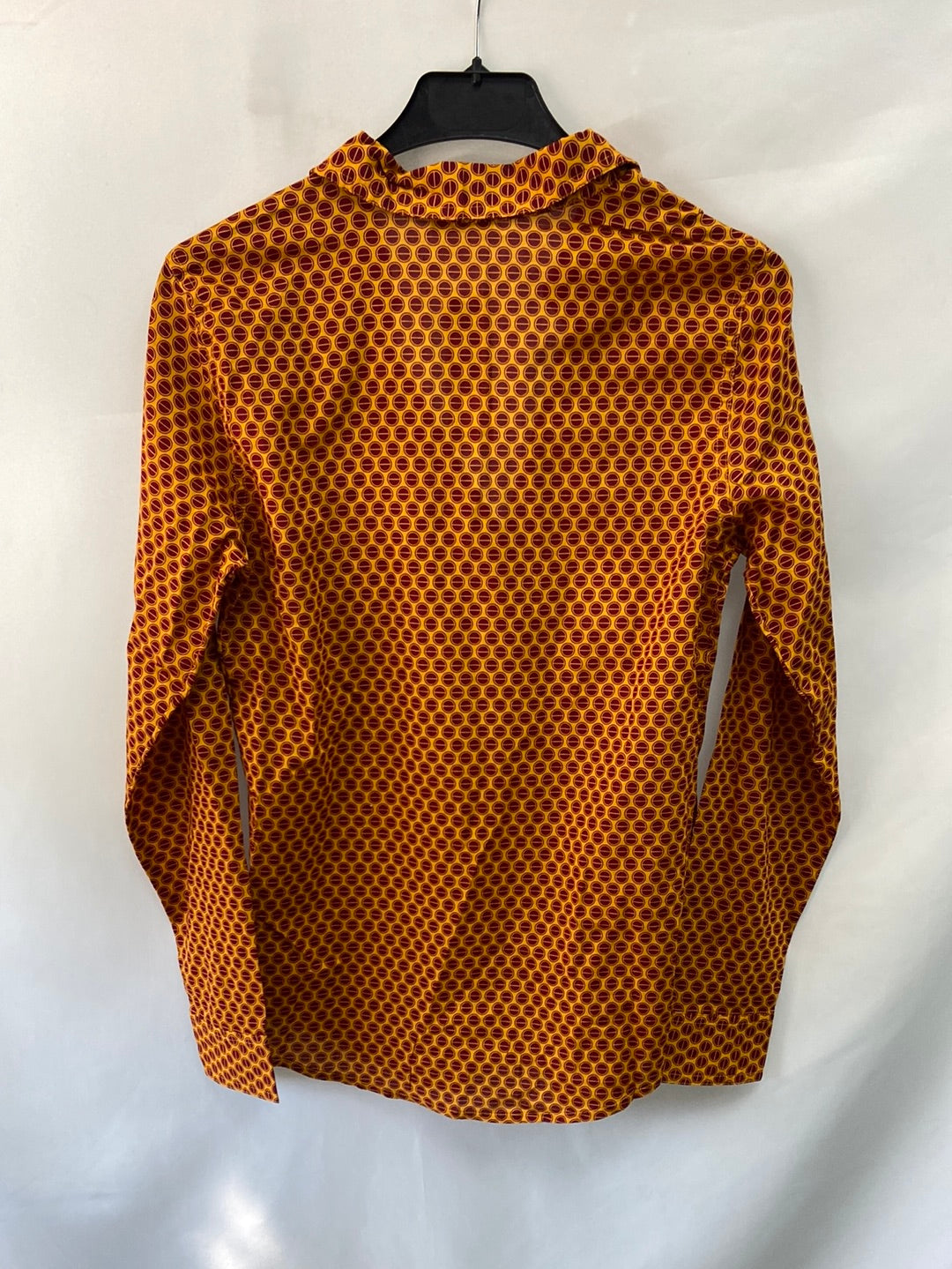 BENETTON. Blusa estampado retro T.xs