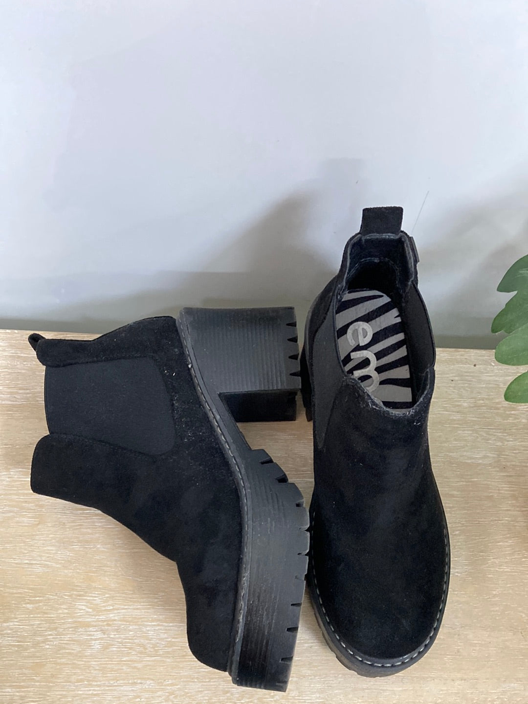 EMMSHU.Botín negro antelina T.39