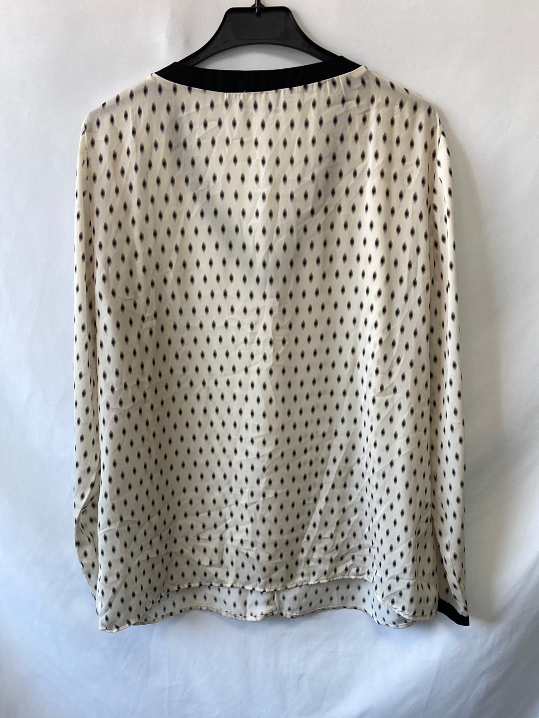 ZARA. Blouse with black spots Tl