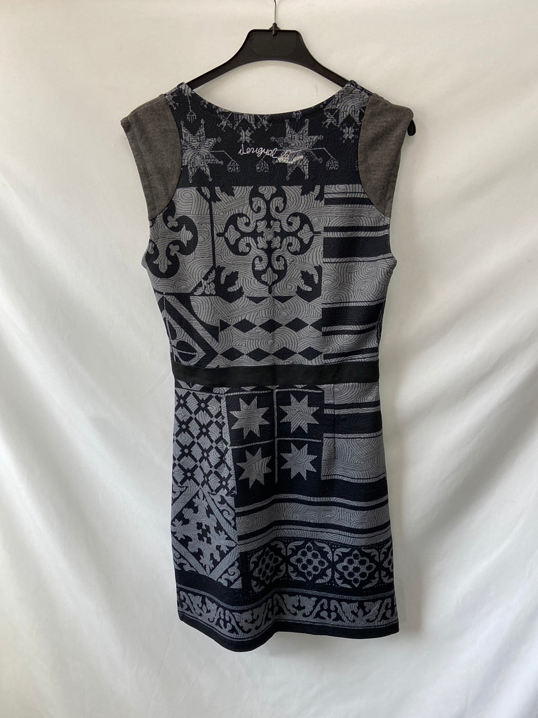 DESIGUAL. Grey dress Tm