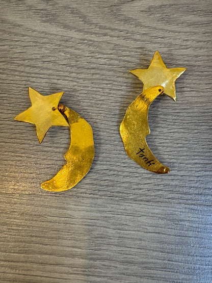 OTRAS. Pendiente dorados lunas