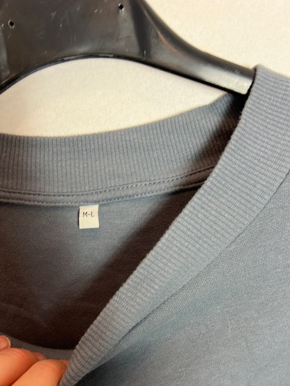 OTHERS. Light blue sweatshirt. TM/L