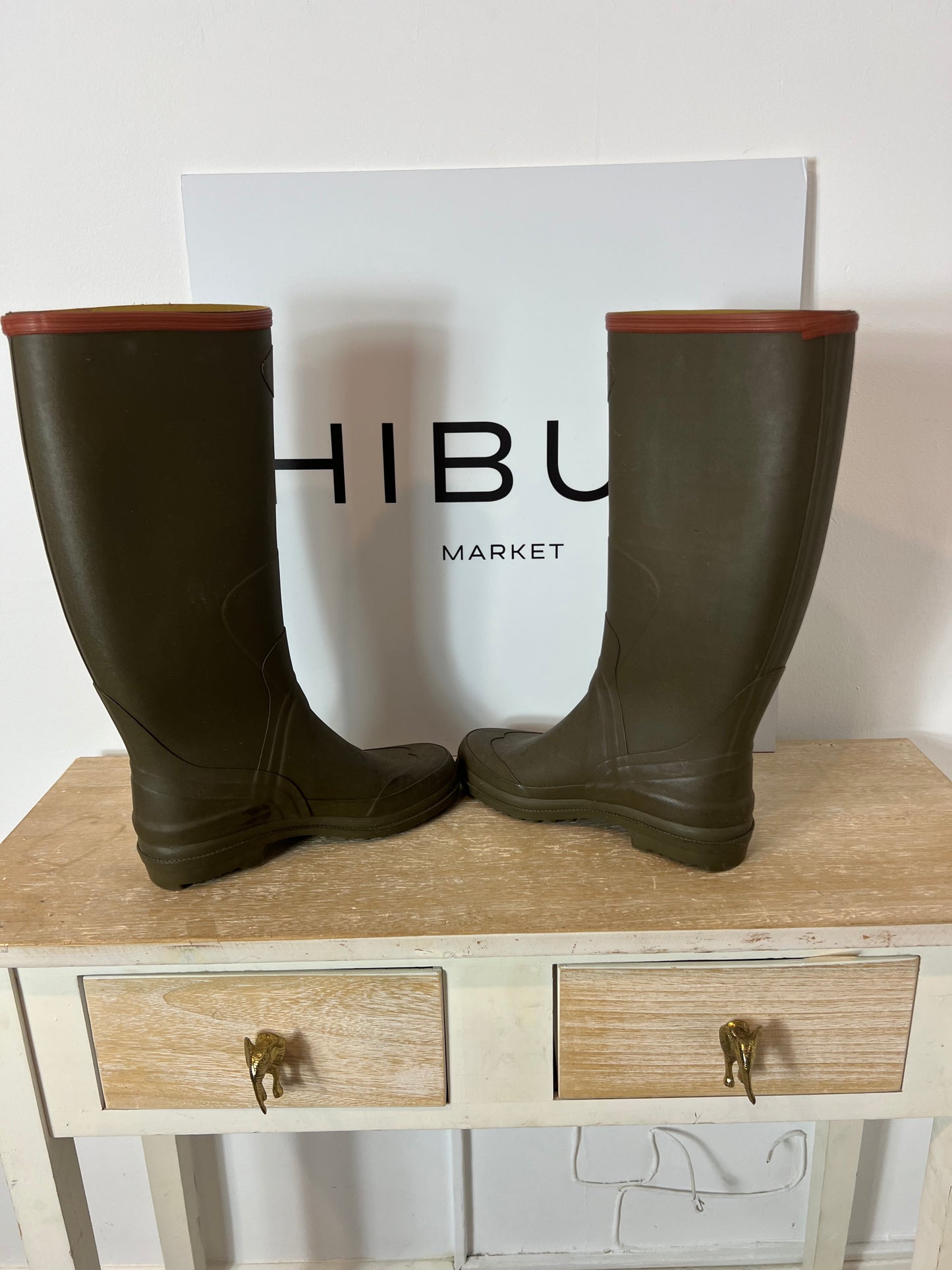 AIGLE. Green rain boots. Size 38