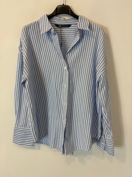 ZARA. Camisa Oxford rayas