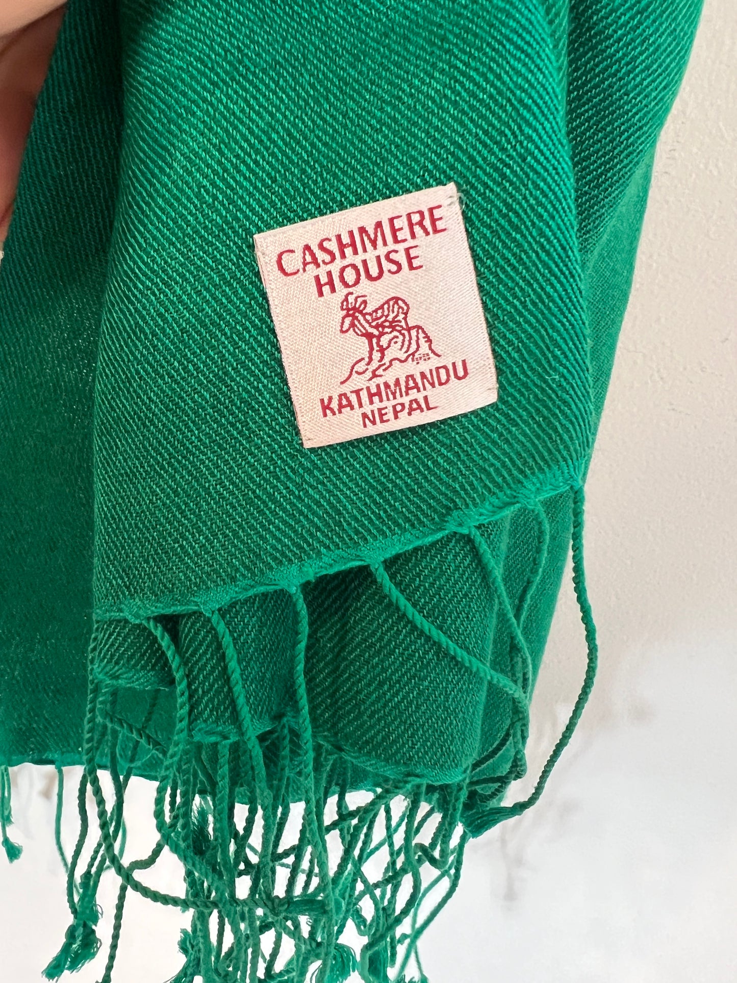 OTRAS. Bufanda verde cashmere