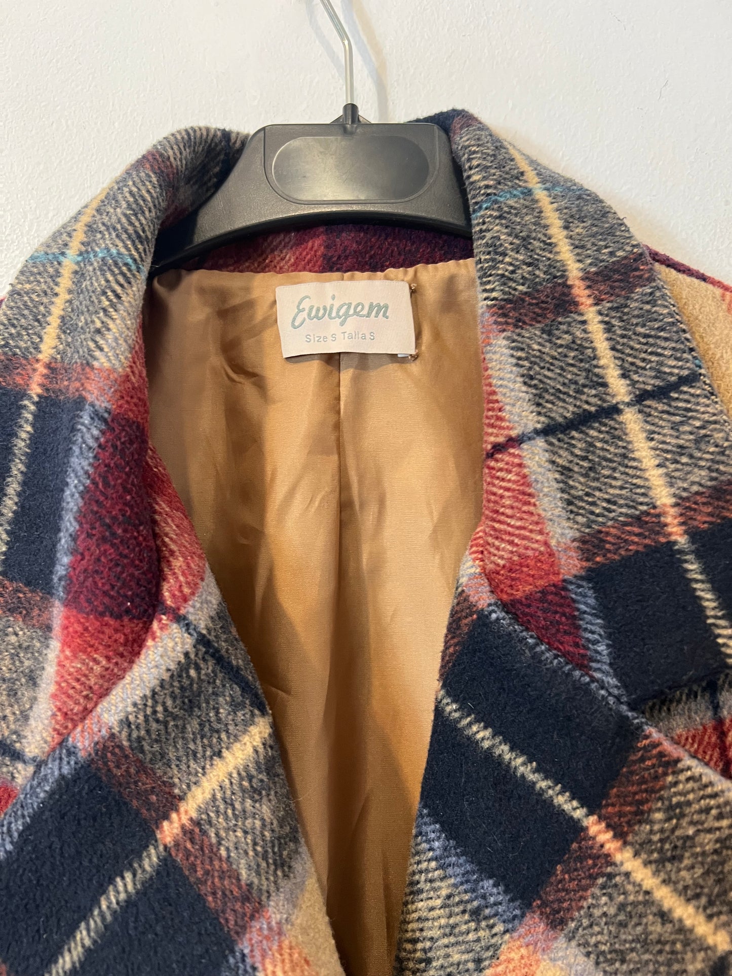 Abrigo cuadros camel