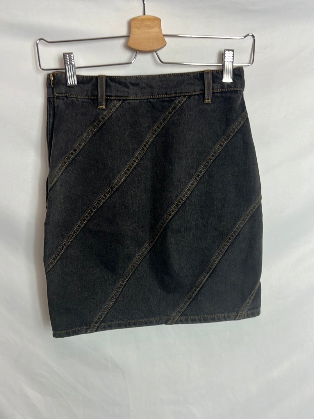&amp;OTHERSTORIES. Short denim skirt with seams. Size 34