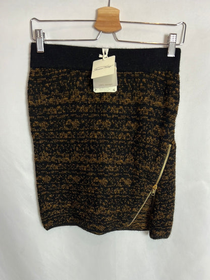 AMERICAN VINTAGE. Black and camel mottled alpaca skirt. TM