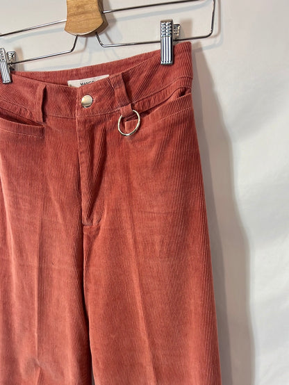ZARA. Pantalón rosa pana T.34