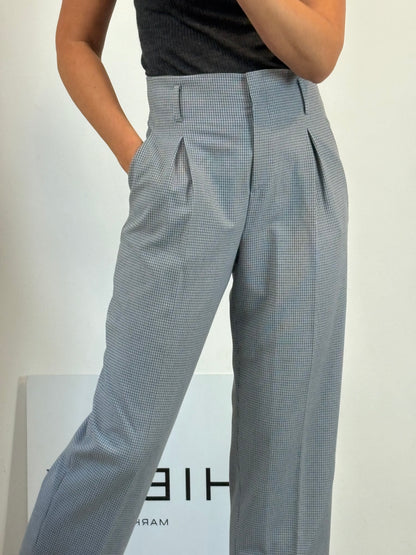 UTERQÜE. Pantalón azul claro cuadros